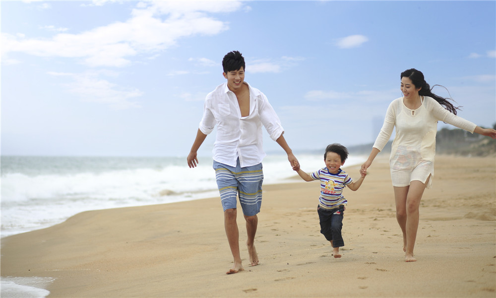 Beach with Models 酒店沙滩 (4)_副本.jpg